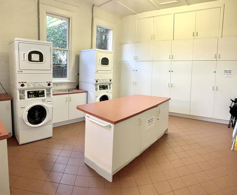 Hub Hostel - Holiday Adelaide 4
