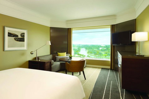 Grand Hyatt Melbourne - Holiday Adelaide 8