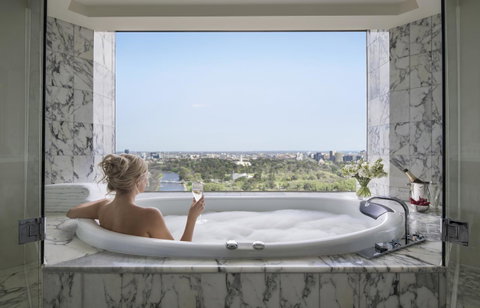 Grand Hyatt Melbourne - Holiday Adelaide 2