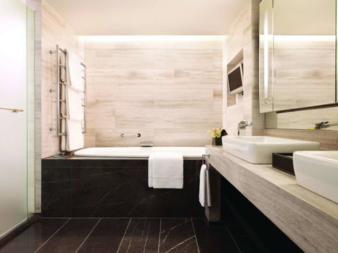 Grand Hyatt Melbourne - Holiday Adelaide 9