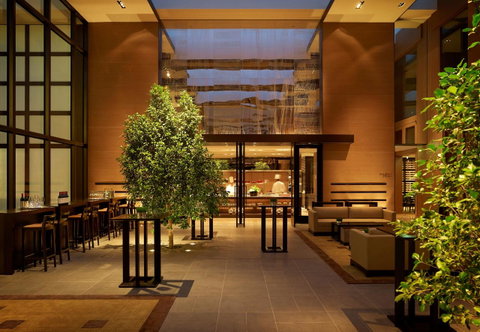 Grand Hyatt Melbourne - Holiday Adelaide 18
