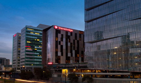 Travelodge Hotel Melbourne Docklands - Holiday Adelaide 23