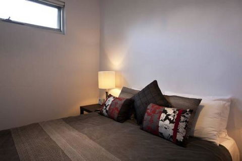 Battery Cove Beach Front Apartment - Holiday Adelaide 13