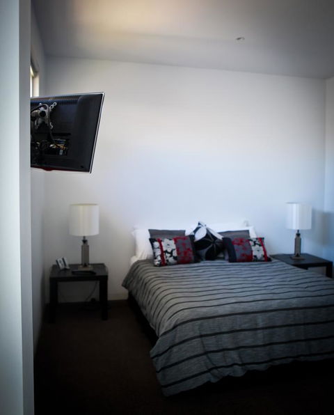 Battery Cove Beach Front Apartment - Holiday Adelaide 9