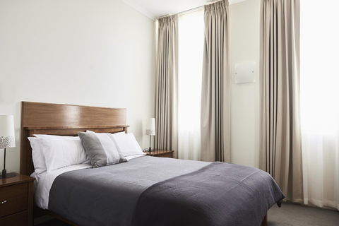 Plough Hotel - Holiday Adelaide 1