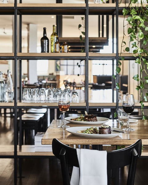 Plough Hotel - Holiday Adelaide 14