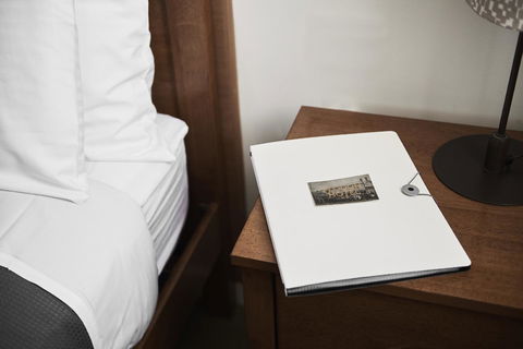 Plough Hotel - Holiday Adelaide 10