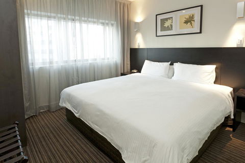 Causeway 353 Hotel - Holiday Adelaide 31