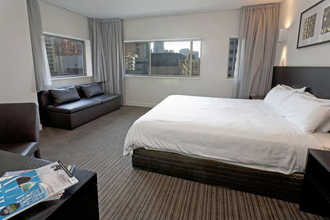 Causeway 353 Hotel - Holiday Adelaide 34