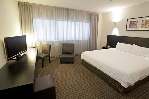 Causeway 353 Hotel - Holiday Adelaide 23
