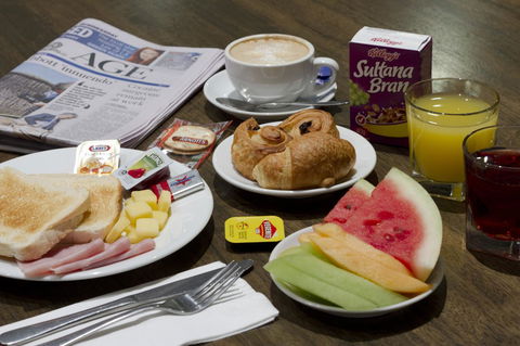 Causeway 353 Hotel - Holiday Adelaide 18