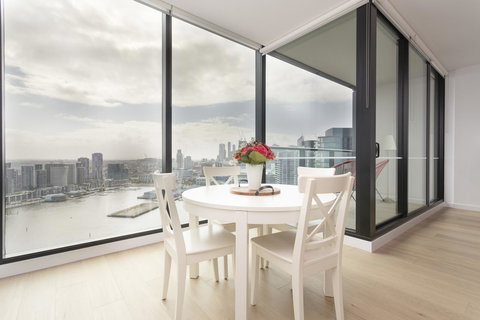 Melbourne Private Apartments - Collins Wharf Waterfront, Docklands - Holiday Adelaide 26