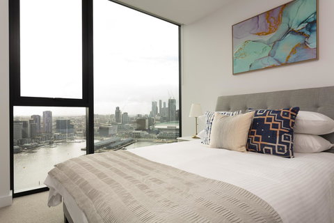 Melbourne Private Apartments - Collins Wharf Waterfront, Docklands - Holiday Adelaide 23