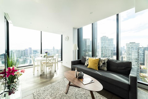 Melbourne Private Apartments - Collins Wharf Waterfront, Docklands - Holiday Adelaide 35