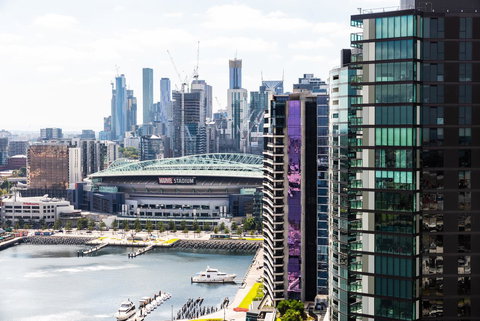 Melbourne Private Apartments - Collins Wharf Waterfront, Docklands - Holiday Adelaide 3