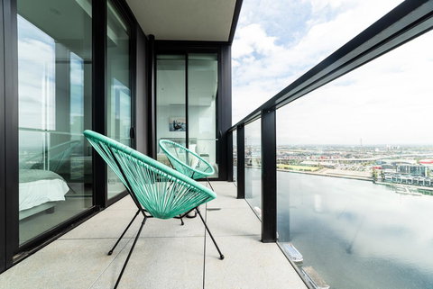 Melbourne Private Apartments - Collins Wharf Waterfront, Docklands - Holiday Adelaide 33