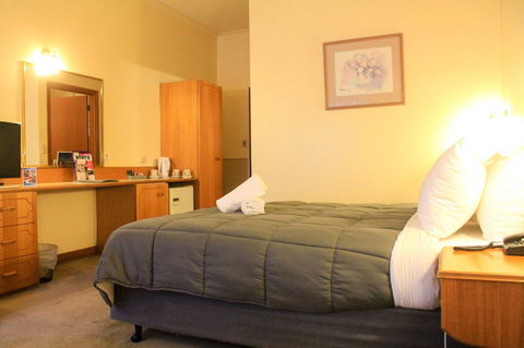 St Georges Motor Inn - Holiday Adelaide 11