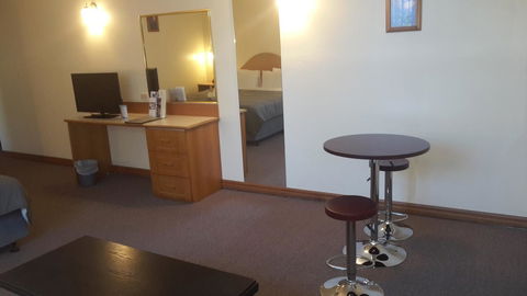 St Georges Motor Inn - Holiday Adelaide 4