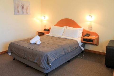 St Georges Motor Inn - Holiday Adelaide 32