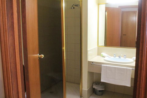 St Georges Motor Inn - Holiday Adelaide 6