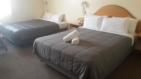 St Georges Motor Inn - Holiday Adelaide 15