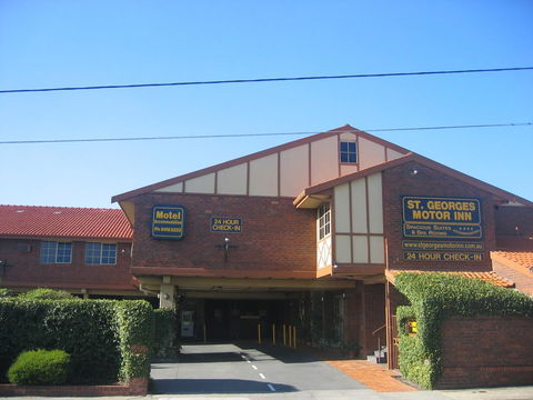 St Georges Motor Inn - Holiday Adelaide 35