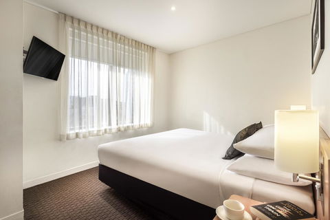 Ibis Melbourne Hotel And Apartments - Holiday Adelaide 14