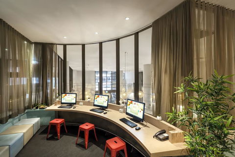 Ibis Melbourne Hotel And Apartments - Holiday Adelaide 23