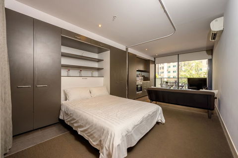 Amazing Accommodations : South Yarra - Holiday Adelaide 18