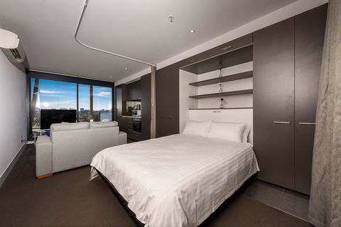 Amazing Accommodations : South Yarra - Holiday Adelaide 19