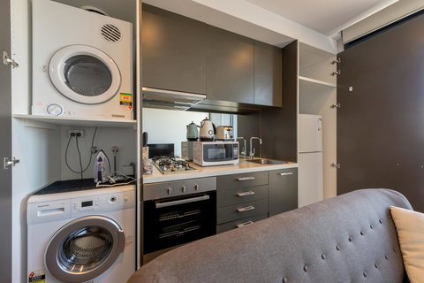 Amazing Accommodations : South Yarra - Holiday Adelaide 22