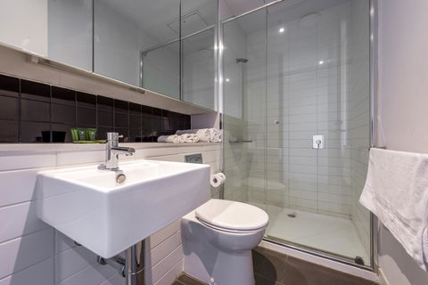 Amazing Accommodations : South Yarra - Holiday Adelaide 21