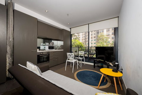 Amazing Accommodations : South Yarra - Holiday Adelaide 17