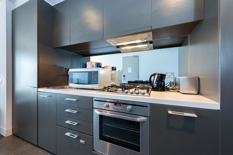 Amazing Accommodations : South Yarra - Holiday Adelaide 35