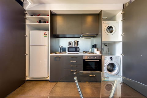 Amazing Accommodations : South Yarra - Holiday Adelaide 31