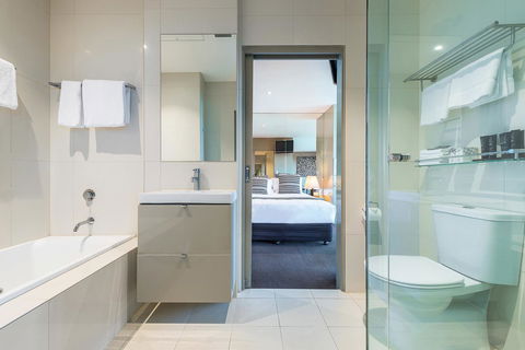 Novotel Melbourne Preston - Holiday Adelaide 8