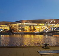 Signature Waterfront Apartments - Holiday Adelaide