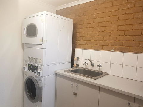 Tropicana Motor Inn - Holiday Adelaide 28