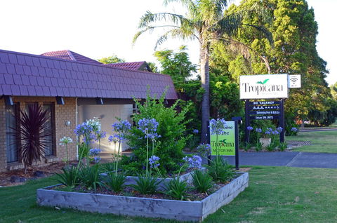 Tropicana Motor Inn - Holiday Adelaide 10