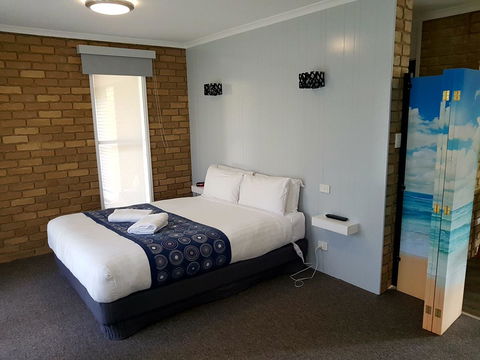 Tropicana Motor Inn - Holiday Adelaide 35