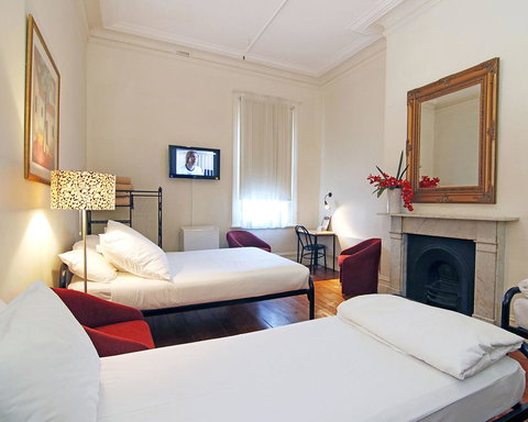 Hotel Claremont Guest House - Holiday Adelaide 10