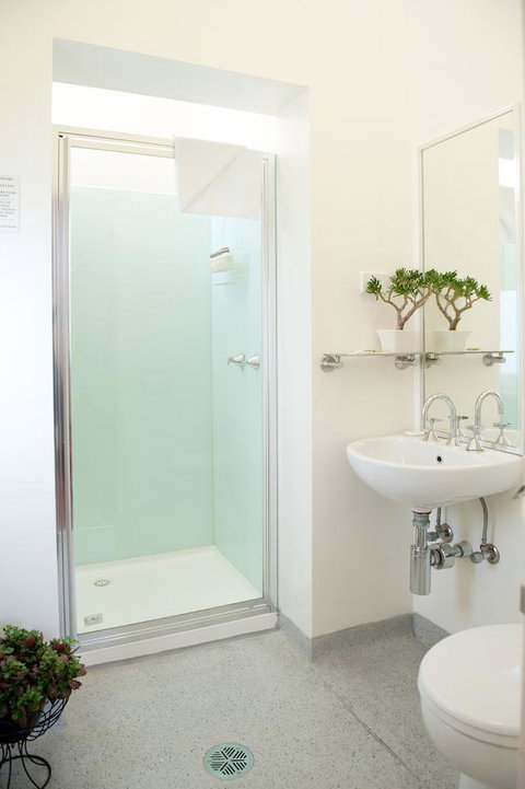 Hotel Claremont Guest House - Holiday Adelaide 36