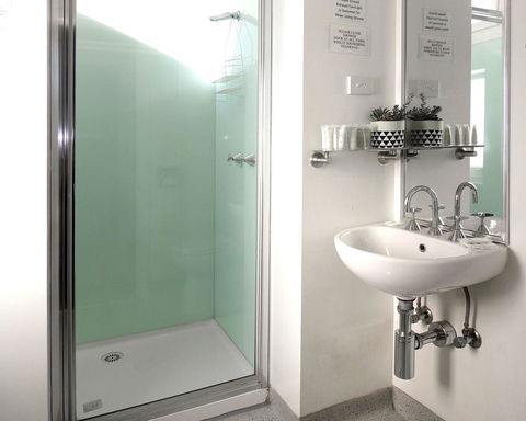 Hotel Claremont Guest House - Holiday Adelaide 7