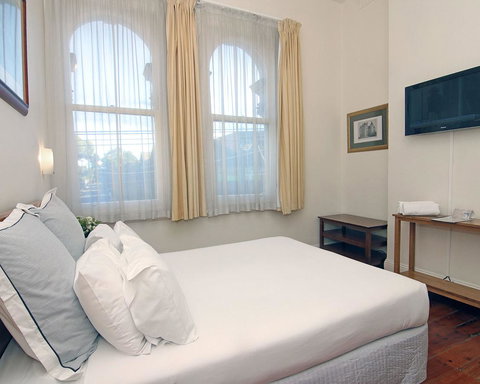 Hotel Claremont Guest House - Holiday Adelaide 8