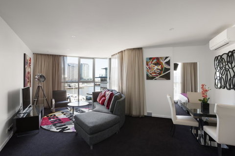 The Sebel Melbourne Docklands Hotel - Holiday Adelaide 16