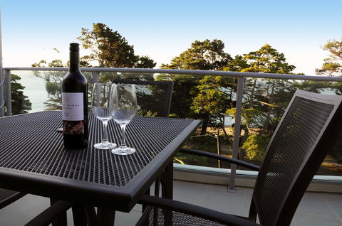 The Waves Apartments - Holiday Adelaide 4