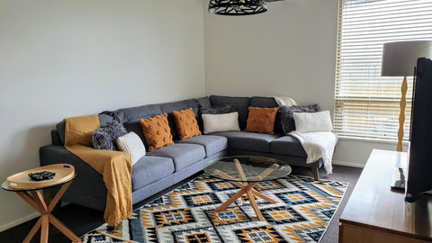 Number 9 Leisure Stay - Holiday Adelaide 1