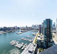 Pars Apartments - Collins Wharf Waterfront Docklands - Holiday Adelaide