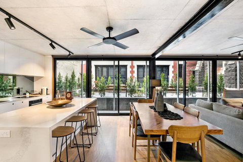 Stylish Apartment In Unique Church Development - Holiday Adelaide 0