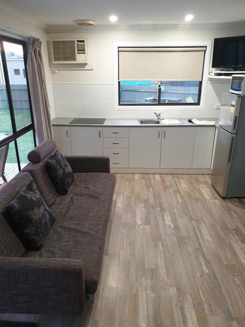 Beachcomber Holiday Units - Holiday Adelaide 3